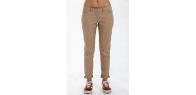 Pantalón chino beige mujer